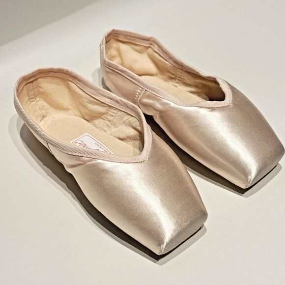 Russian Pointe Rubin Ballet Shoes Russia Made Women's 34.5 w5 v2 FM US Size 5.5 - Picture 10 of 13